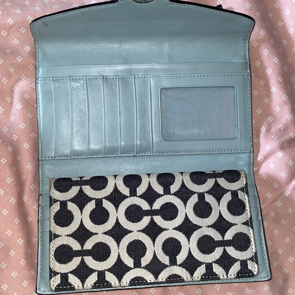 Coach set - Picture 5 of 10